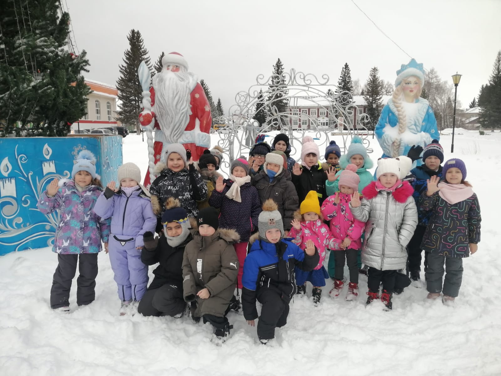 Прогулка. Центральная площадь р.п. Тальменка.